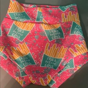 Bummies. (Fries before Guys.)